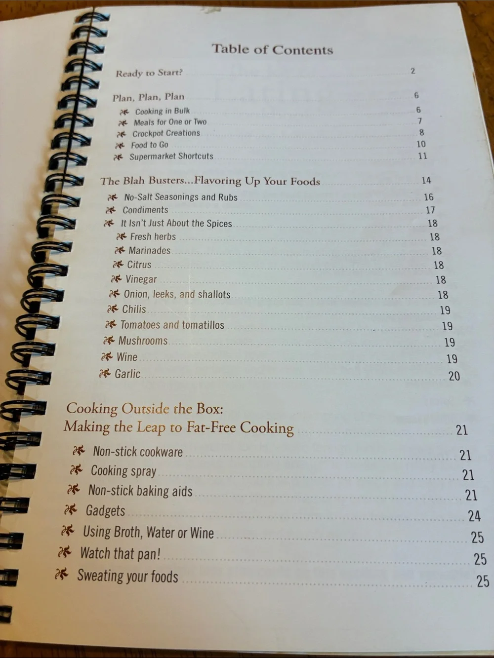 Lot of 4 healthy cookbooks - The Food Lovers Eat Loss System - Fast and healthy